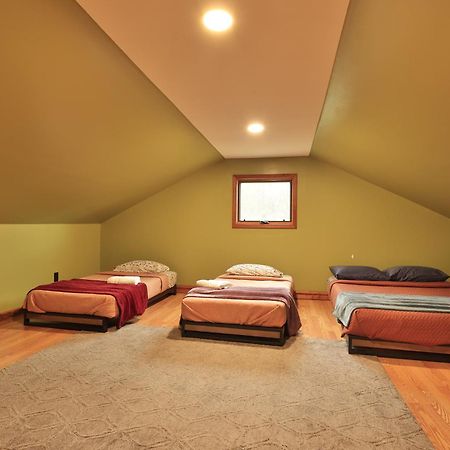 The Chariot - Creek Front With Hottub, Fire Pits, Billiards, Ev Charger - Sandalwood Stays 蓝岭 外观 照片