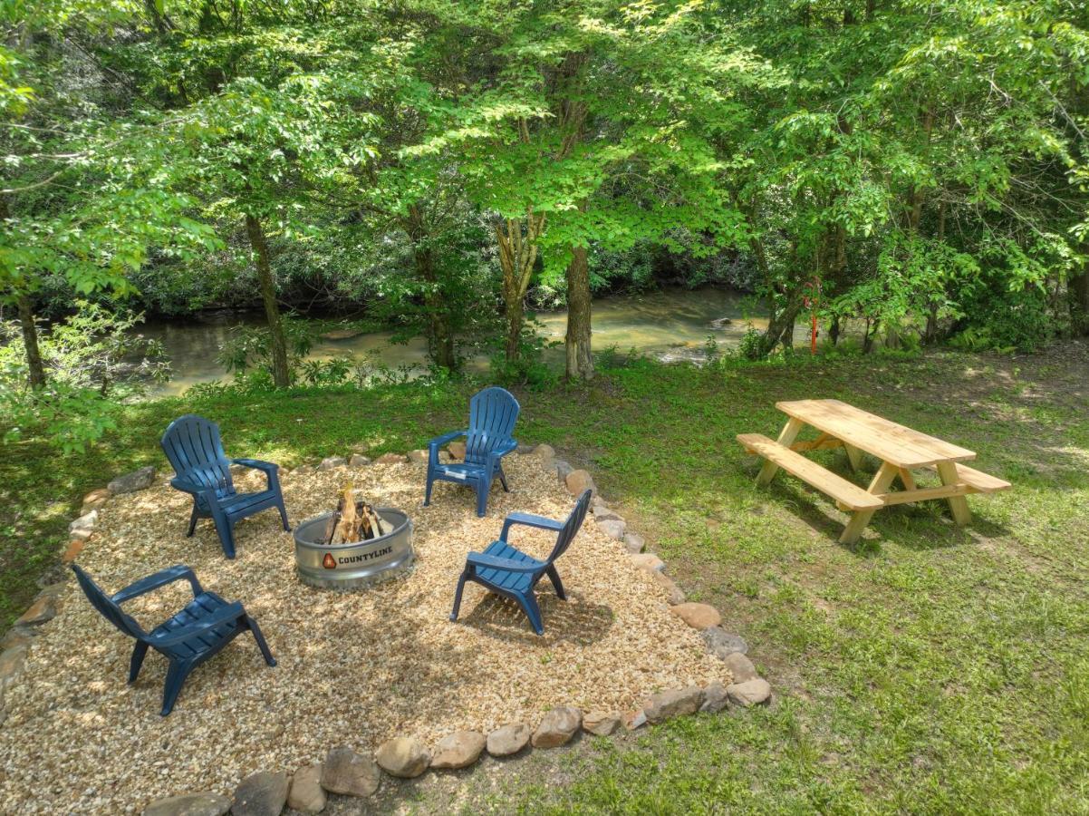 The Chariot - Creek Front With Hottub, Fire Pits, Billiards, Ev Charger - Sandalwood Stays 蓝岭 外观 照片